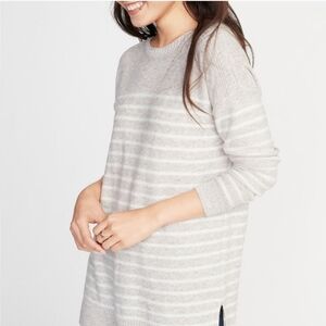 Old Navy Womens Classic Boat Neck Neutral Gray & White Stripe Sweater Size XS